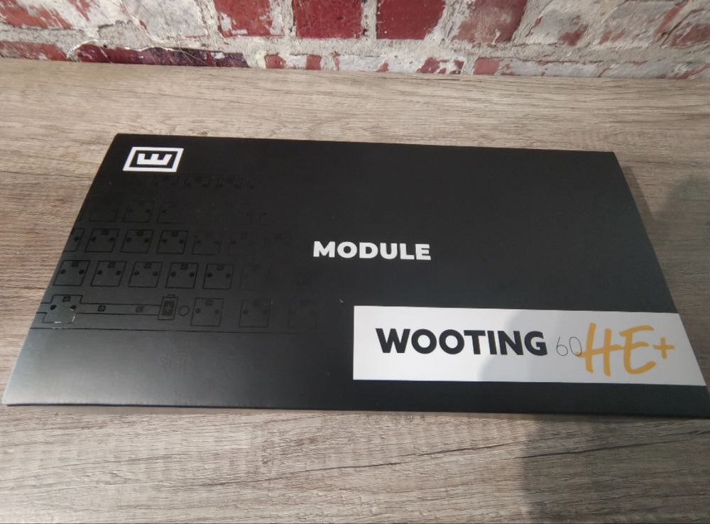 Wooting 60HE+ (V2.4.1) customowa klawiatura magnetyczna