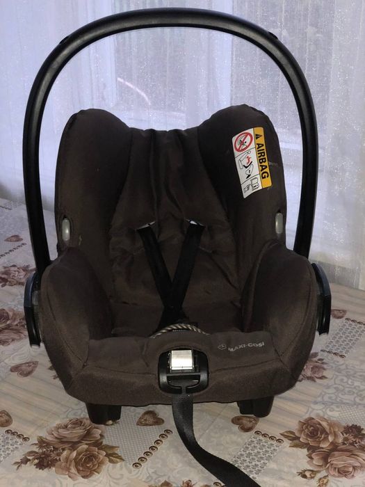 Автокрісло Maxi cosi