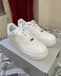 Nike Air Force 1 low '07 White EU 41 Nowy i nieużywany