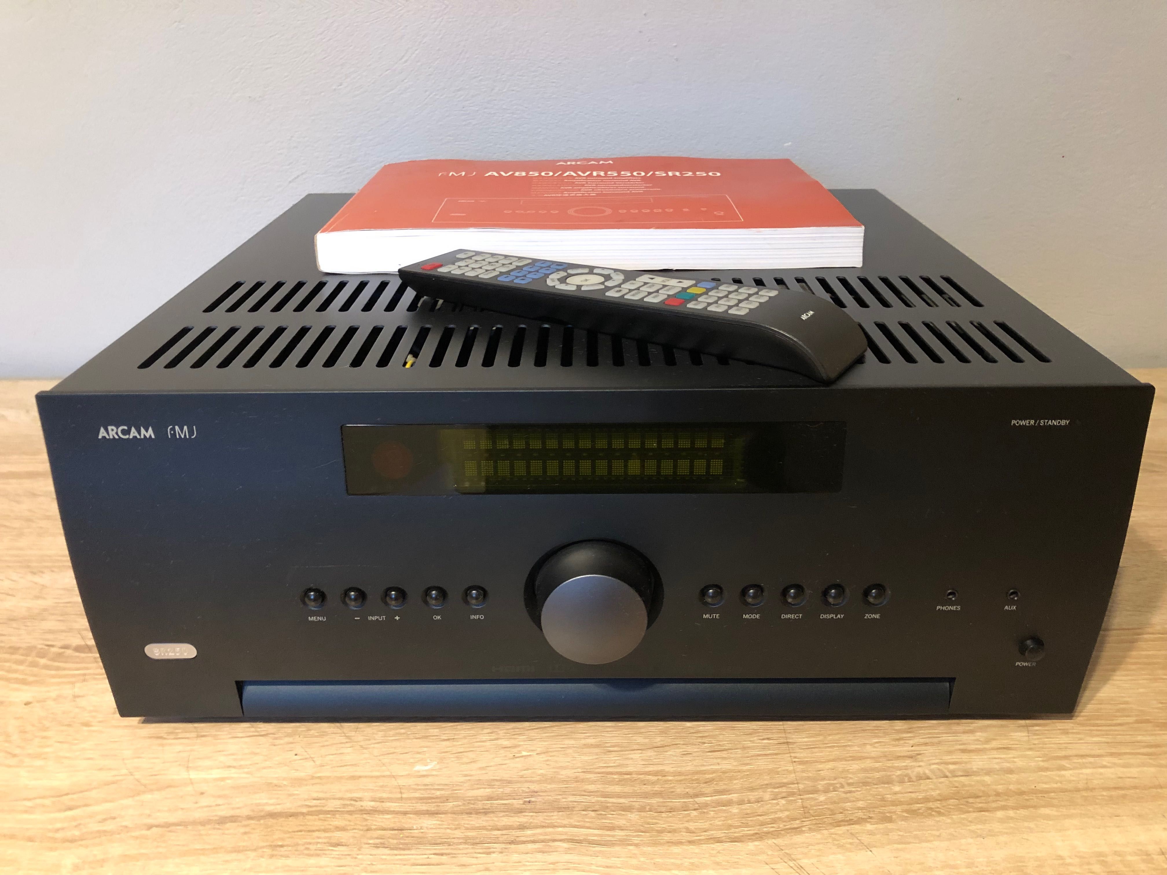 Arcam 250SR amplituner 2.1