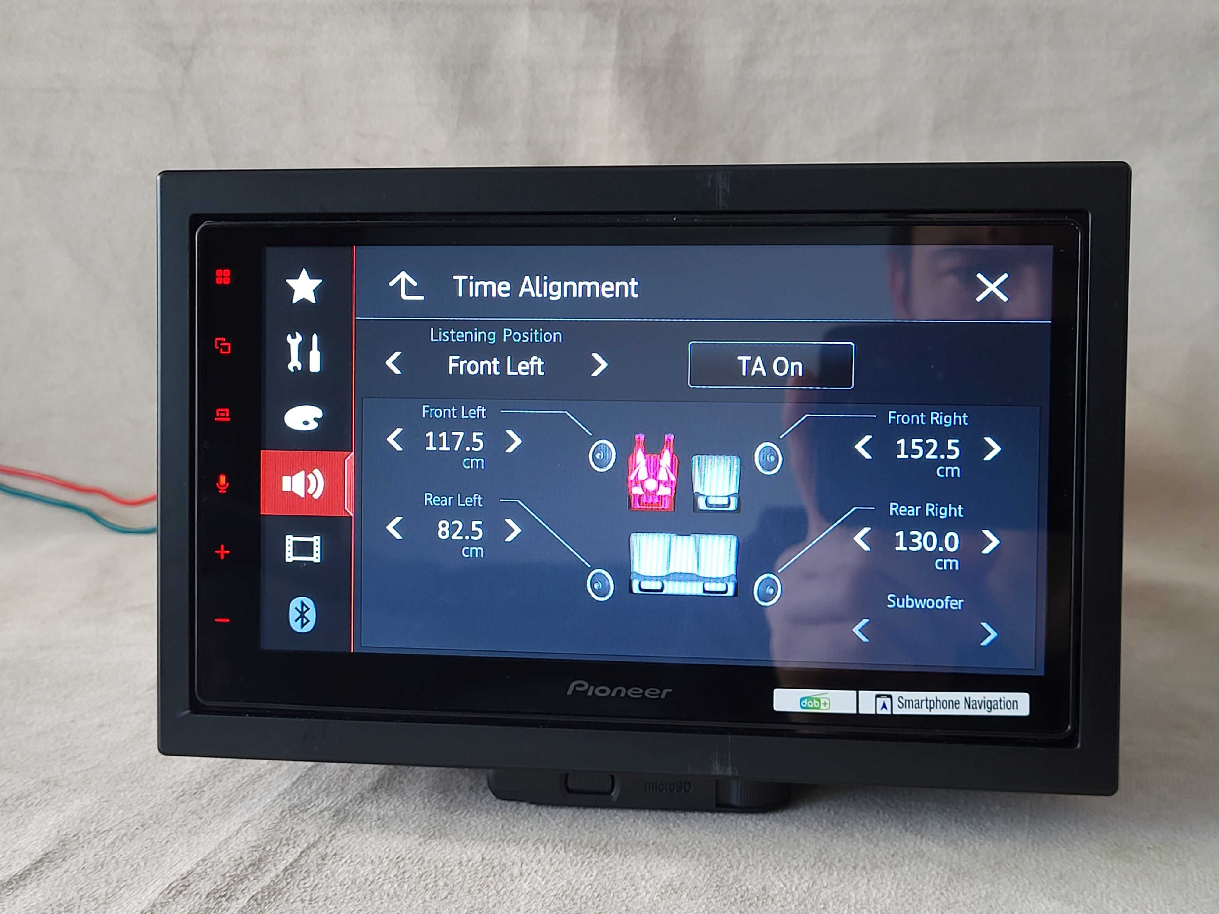 Pioneer SPH-DA250DAB Bluetooth Android Auto CarPlay USB 3xRCA Spotify