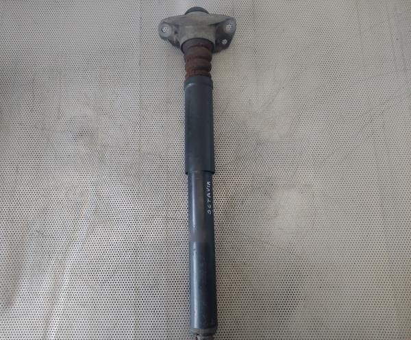 Amortecedor trás direito SKODA Octavia II Hatchback (1Z3)