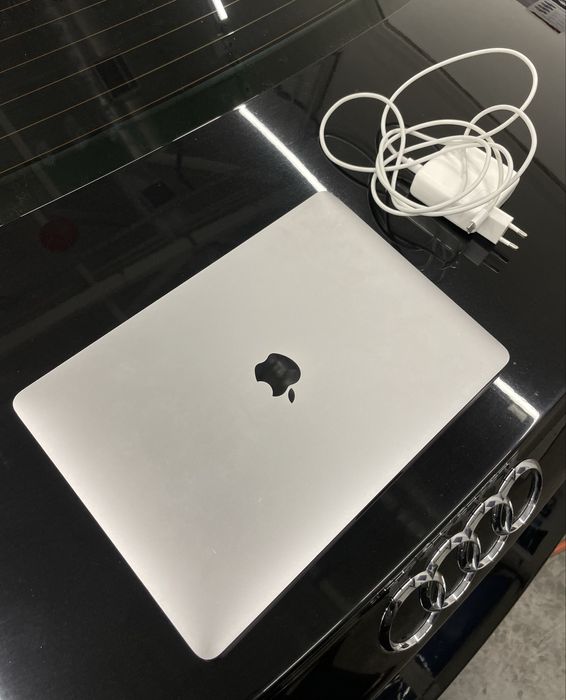 Продам MacBook Pro 13
