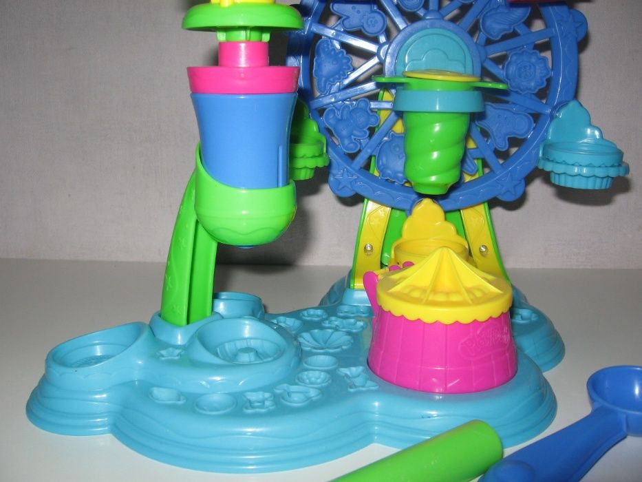 Play-Doh Карусель пирожных