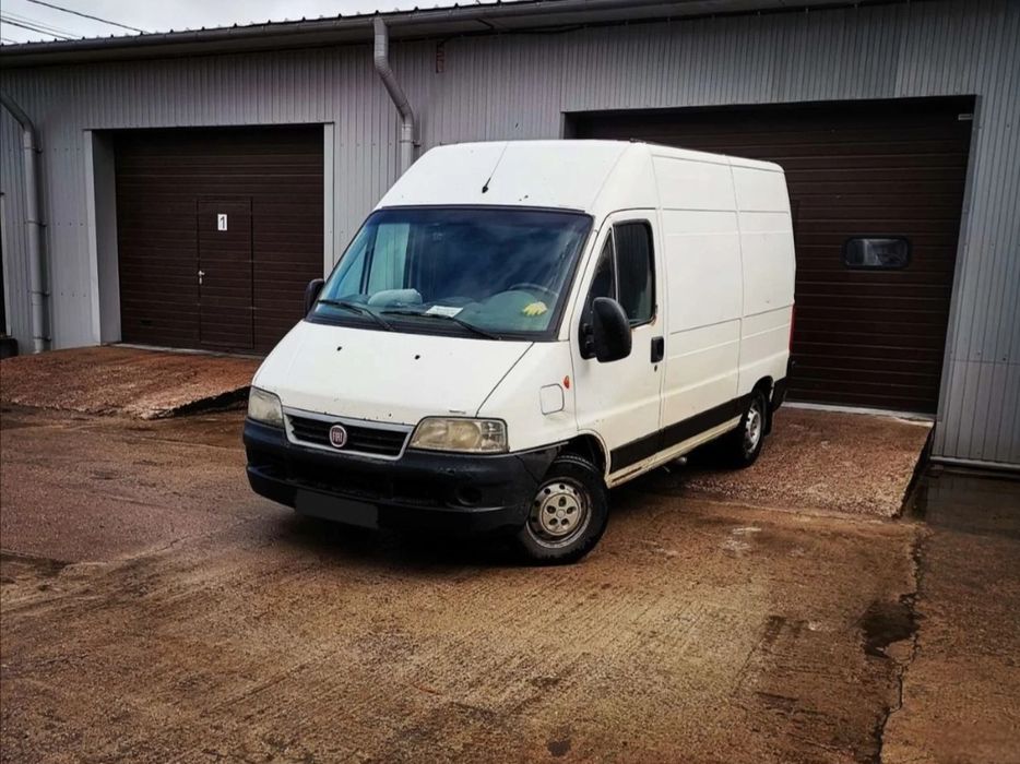 Вантажні перевезення , Вантажне таксі , Вивіз будівельного сміття