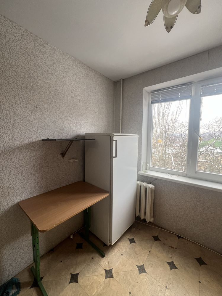 Продам 3х кімнатну квартиру на 173 кварталі.