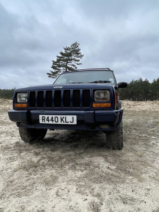 Jeep Cherokee 2,5 tdi