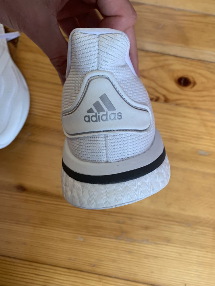 Кросівки adidas