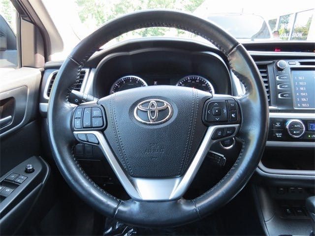 Toyota Highlander 2019 року