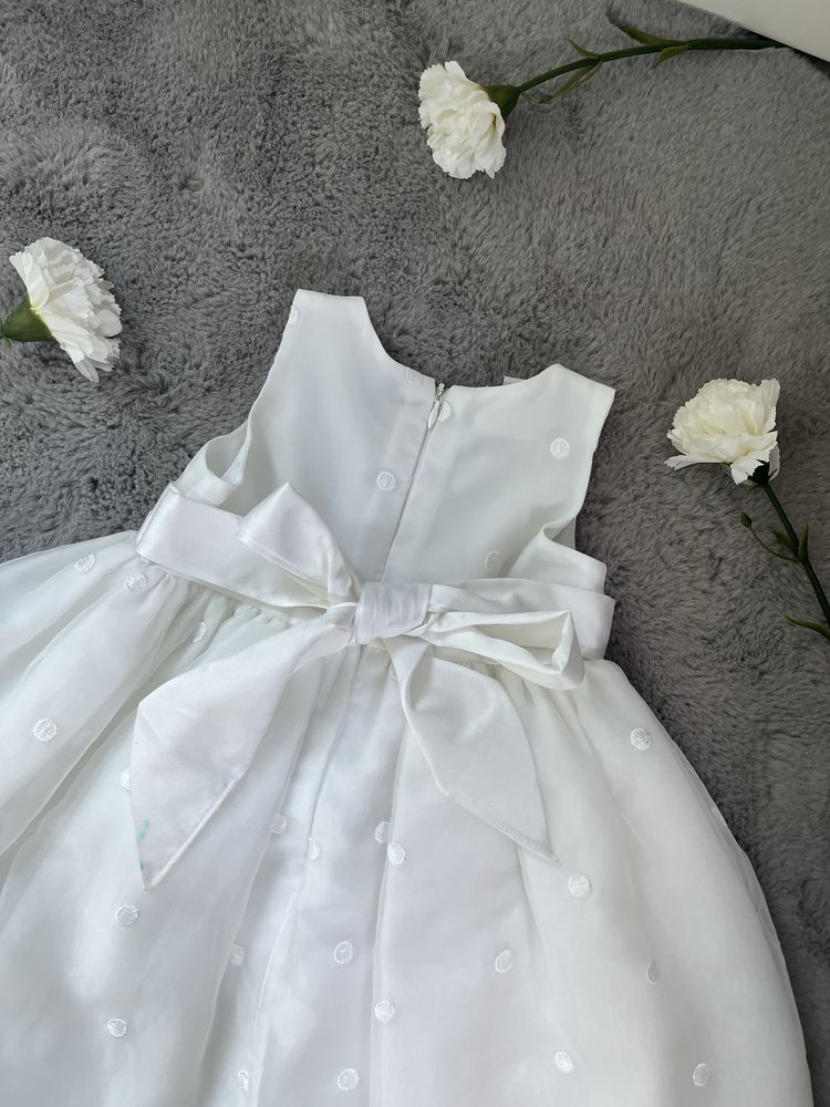 sukienka weselna ślubna dziewczęca biała elegancka roczek chrzciny