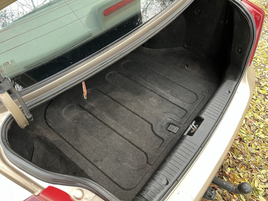 Шевроле Лачетті 1.8 газ/ бензин