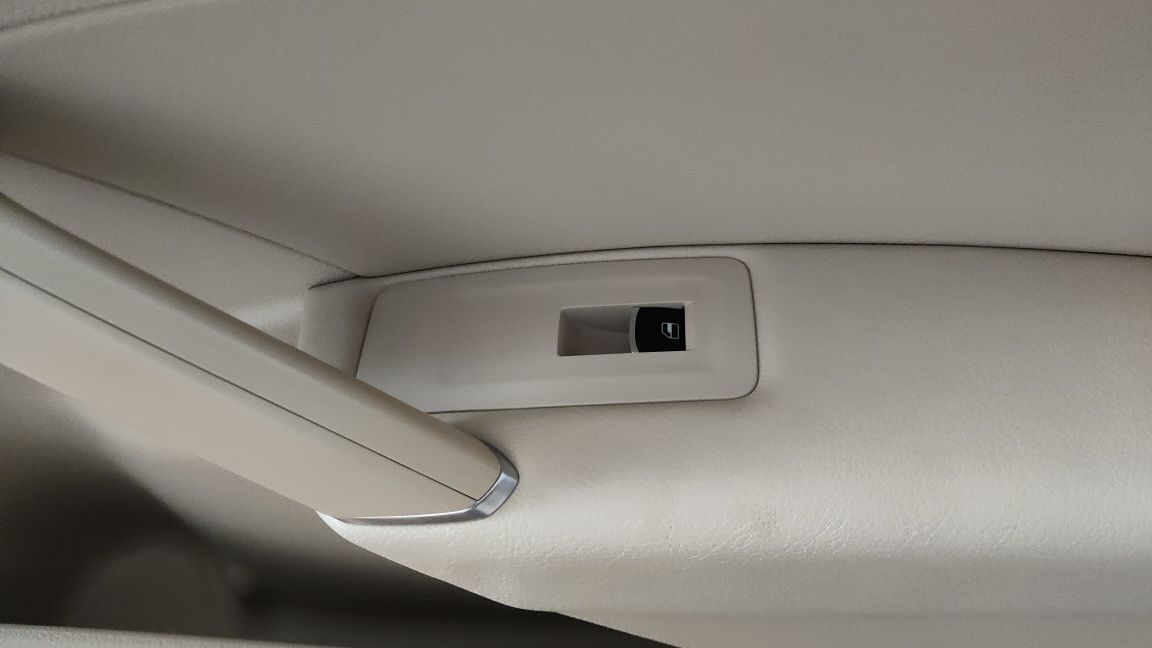 Карта двери VW Passat B8 16-19 USA перед правая