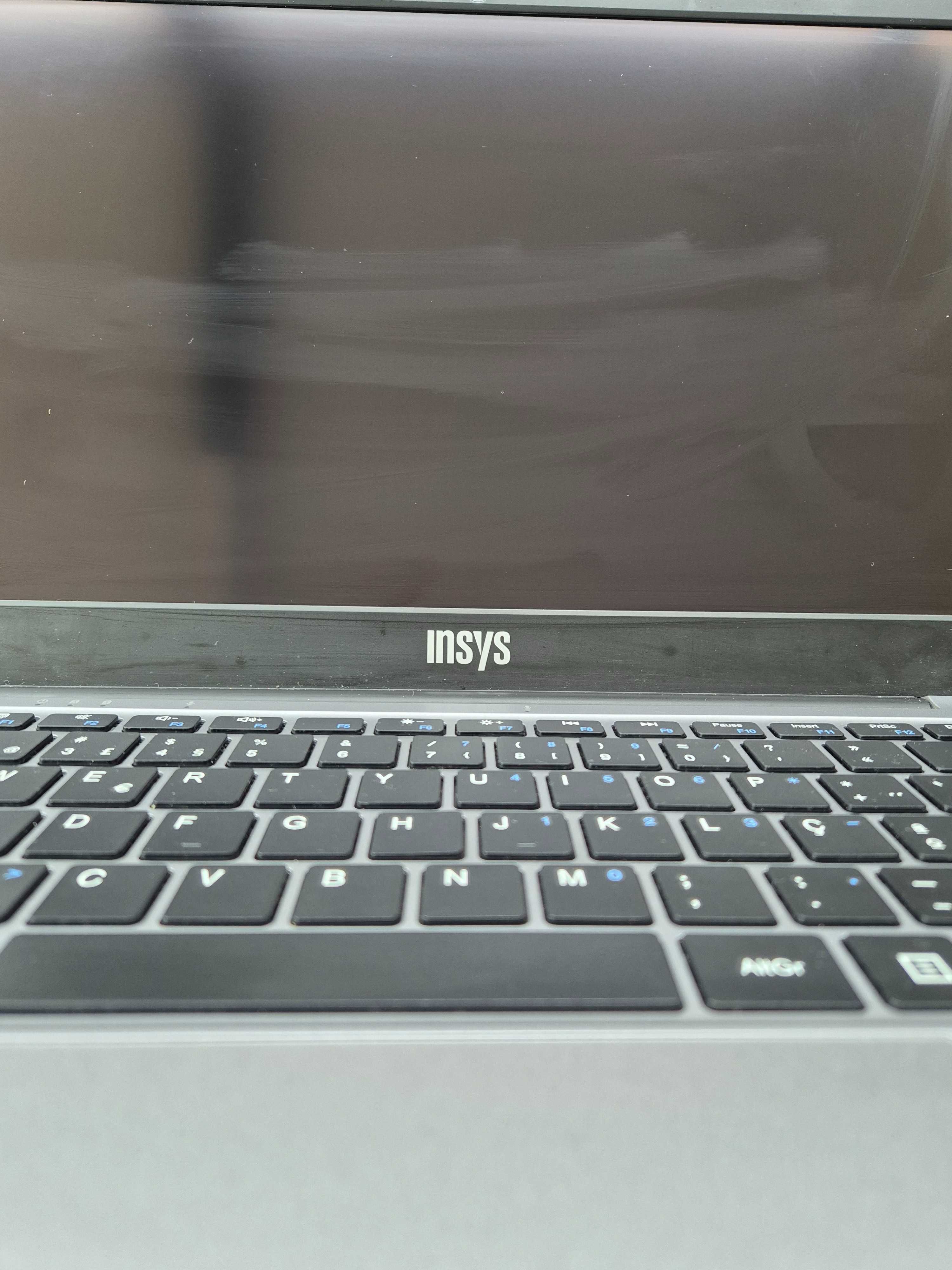 insys  WHA-14P2 carcaça com teclado, restantes peças sob consulta
