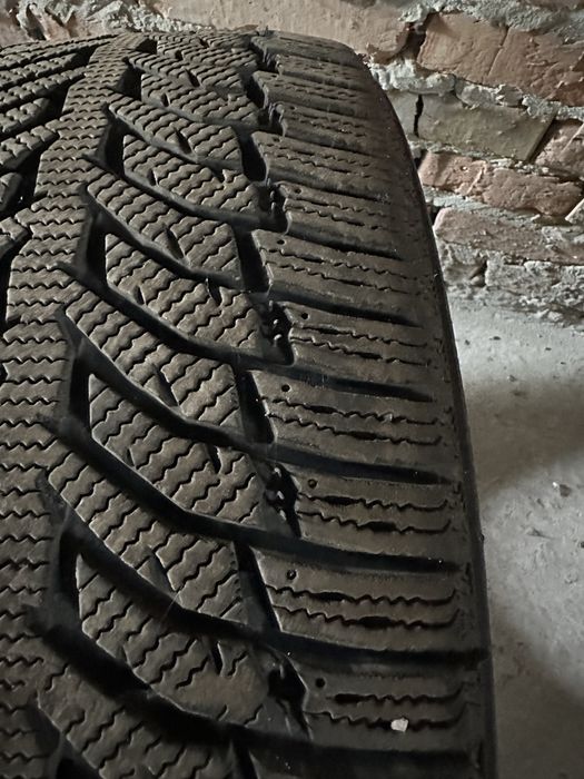 Зимова резина, R18