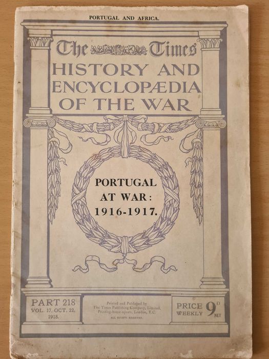 Revista antiga "Portugal at War: 1916 to 1917"