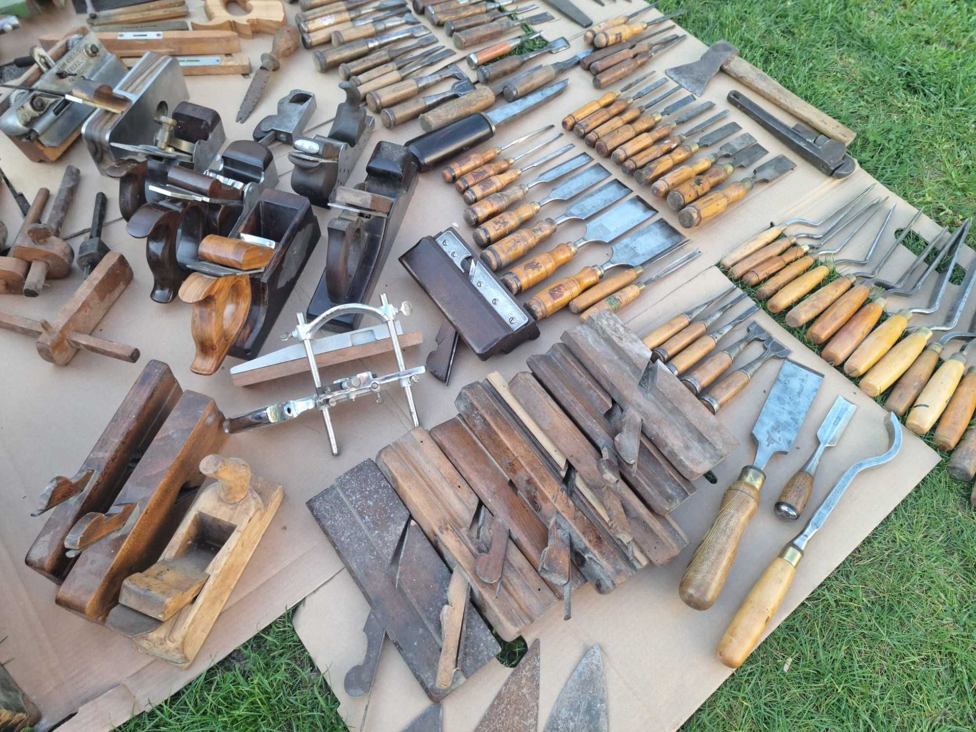 Stare narzędzia stolarskie