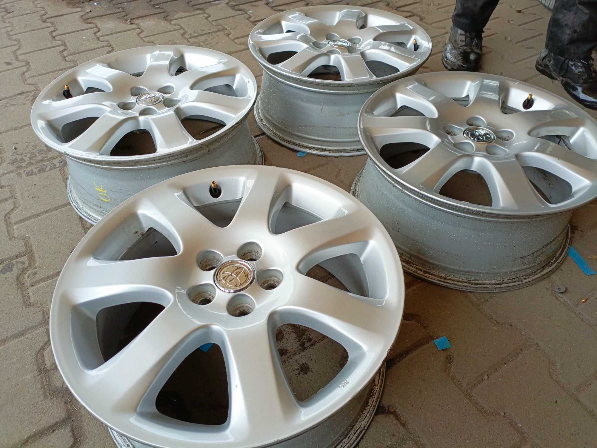 felgi aluminiowe TOYOTA 7jx17 5x100