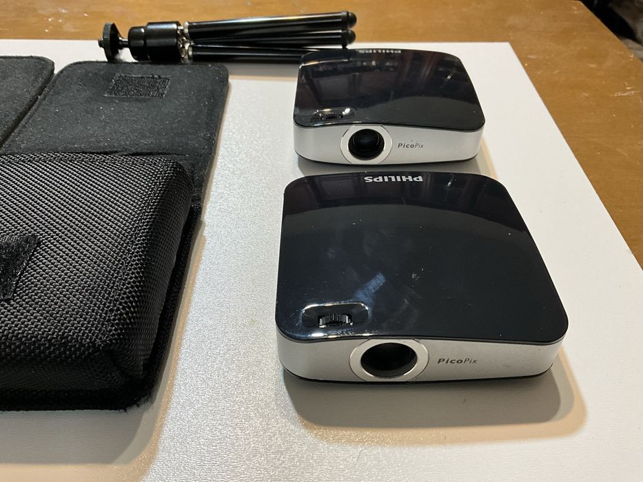 Проекторы Philips Pico Pix 1020  2шт.