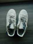 Sapatilhas Adidas tamanho 35