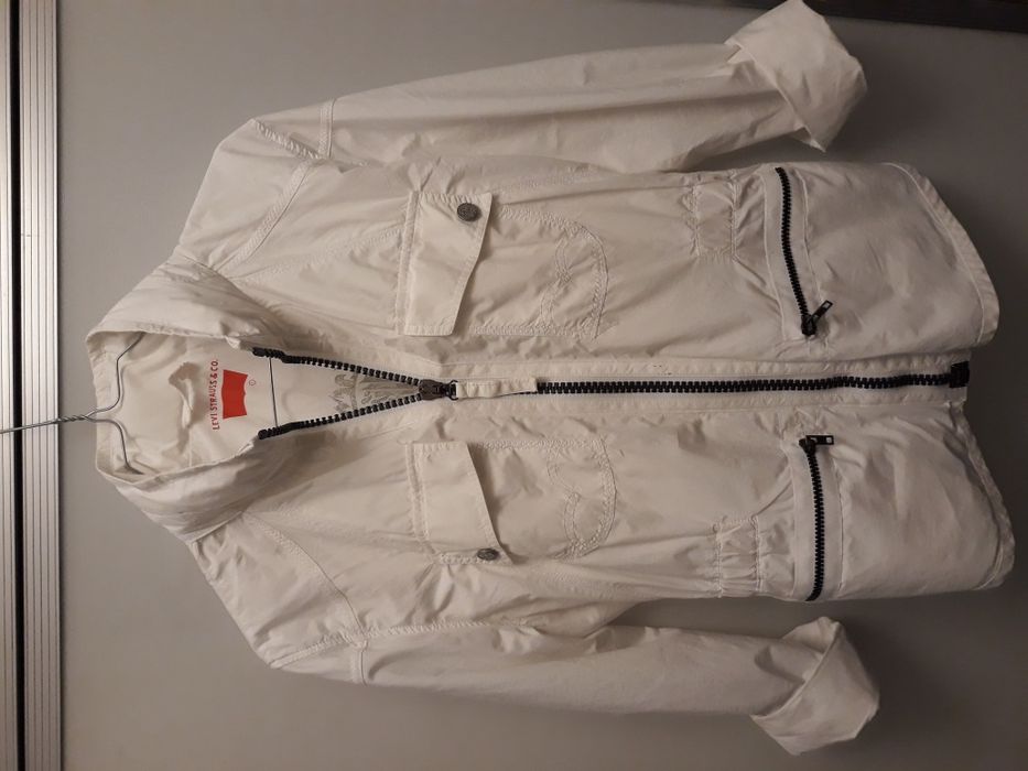 Blusão Levi Strauss