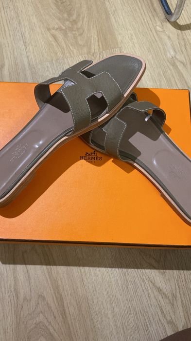 Sandálias Hermès Oran Couro Tamanho 41 - Originais