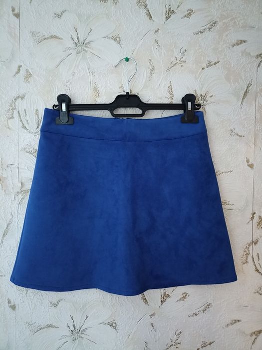 Спідниці жіночі розмір С