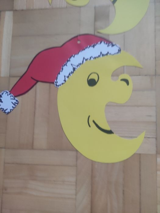 Mikołajkowa dekoracja do przedszkola do zawieszenie przy suficie