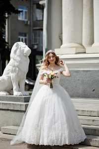 Свадебное платье цвет айвори. Корсет с бисерной вышивкой
