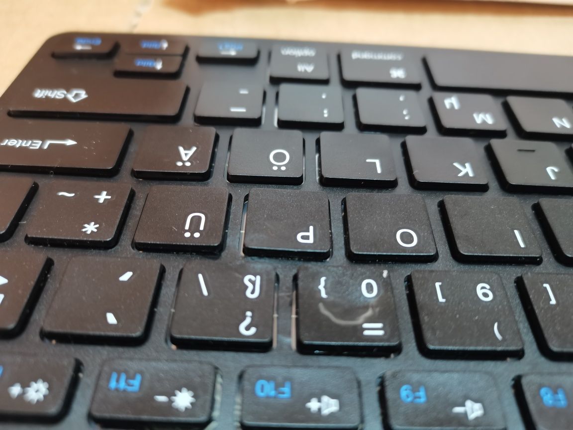 Bezprzewodowa klawiatura Bluetooth