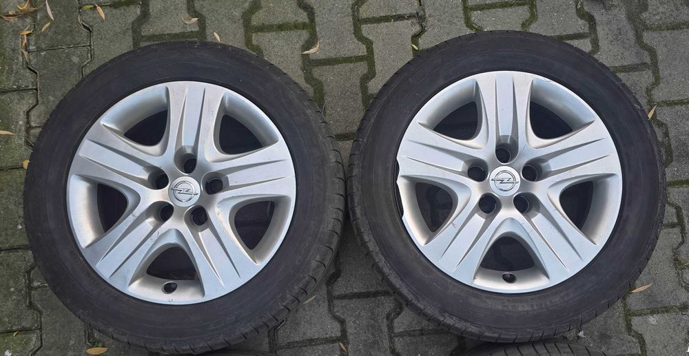 Aluminiowe Felgi OPEL INSIGNIA 5x120 R17 Opona