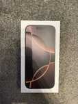 Apple Iphone 16 Pro 256 gb, kolor desert tytanium (zloty)