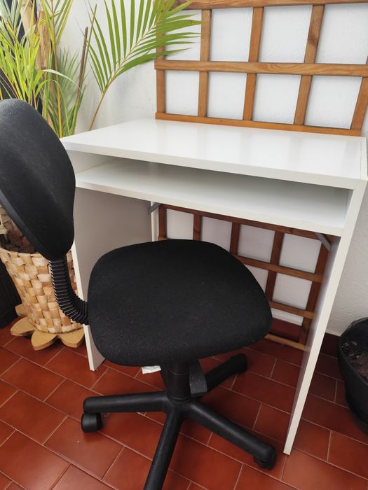 Conjunto secretária + cadeira