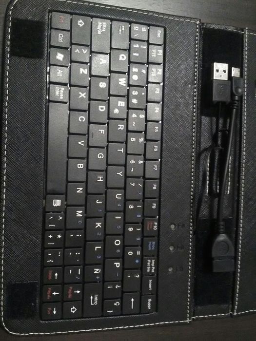 Capa com teclado