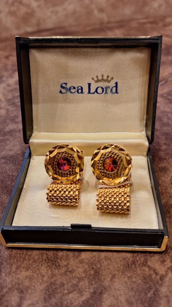 Продам запонки Sea Lord