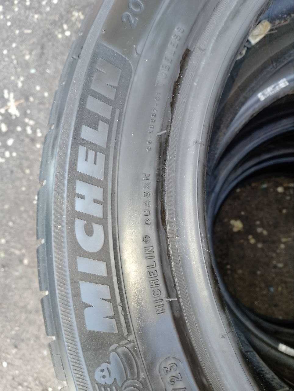 Продам комплект шин Michelin Pilot Sport 4 205/55 R16 91Y 2023 года