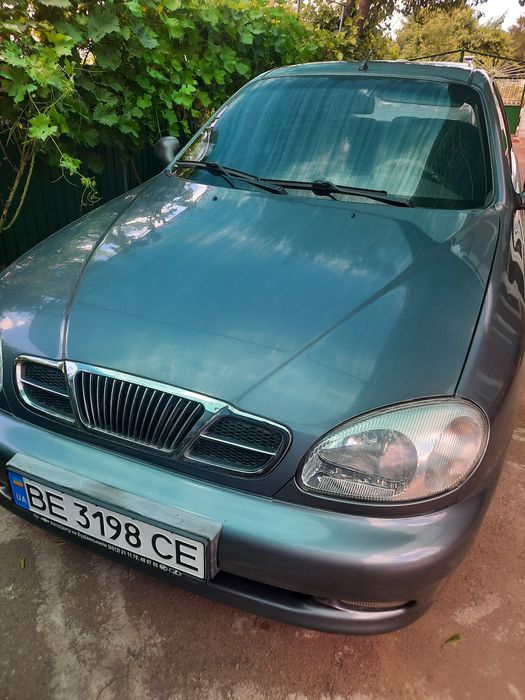 Автомобіль ланос