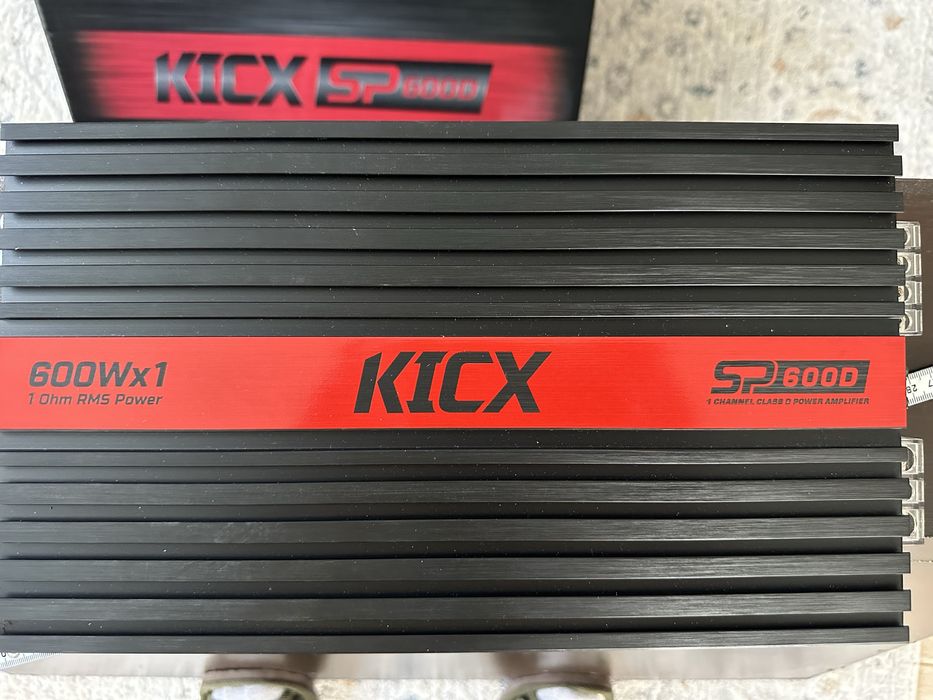 Subwoofer skrzynia basowa + wzmacniacz + kable
