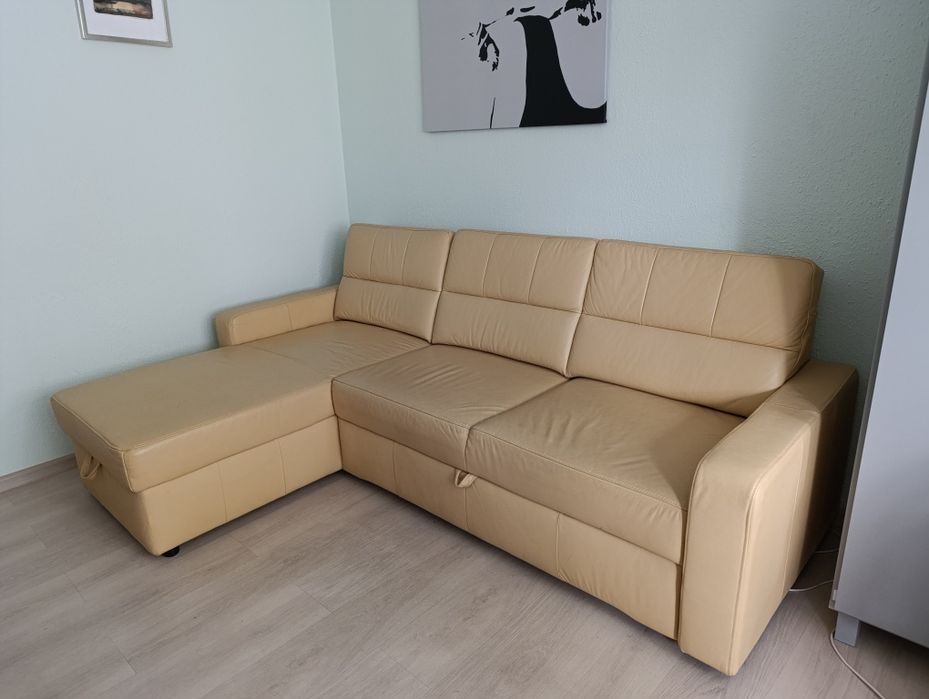 Skórzany narożnik z funkcją spania