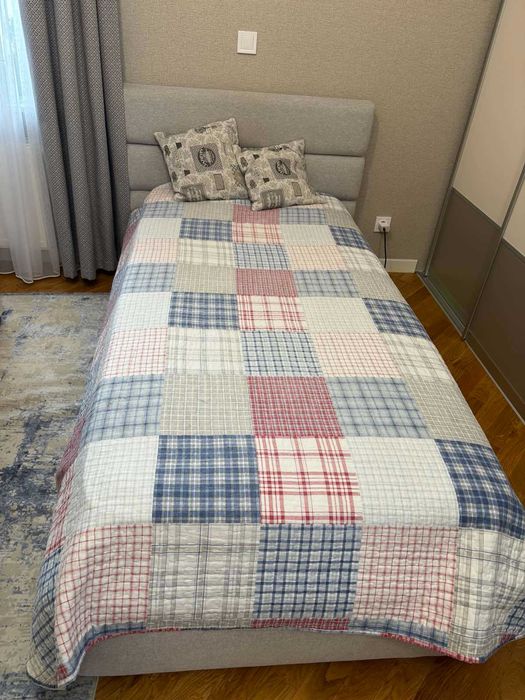 Ліжко односпальне з матрацом