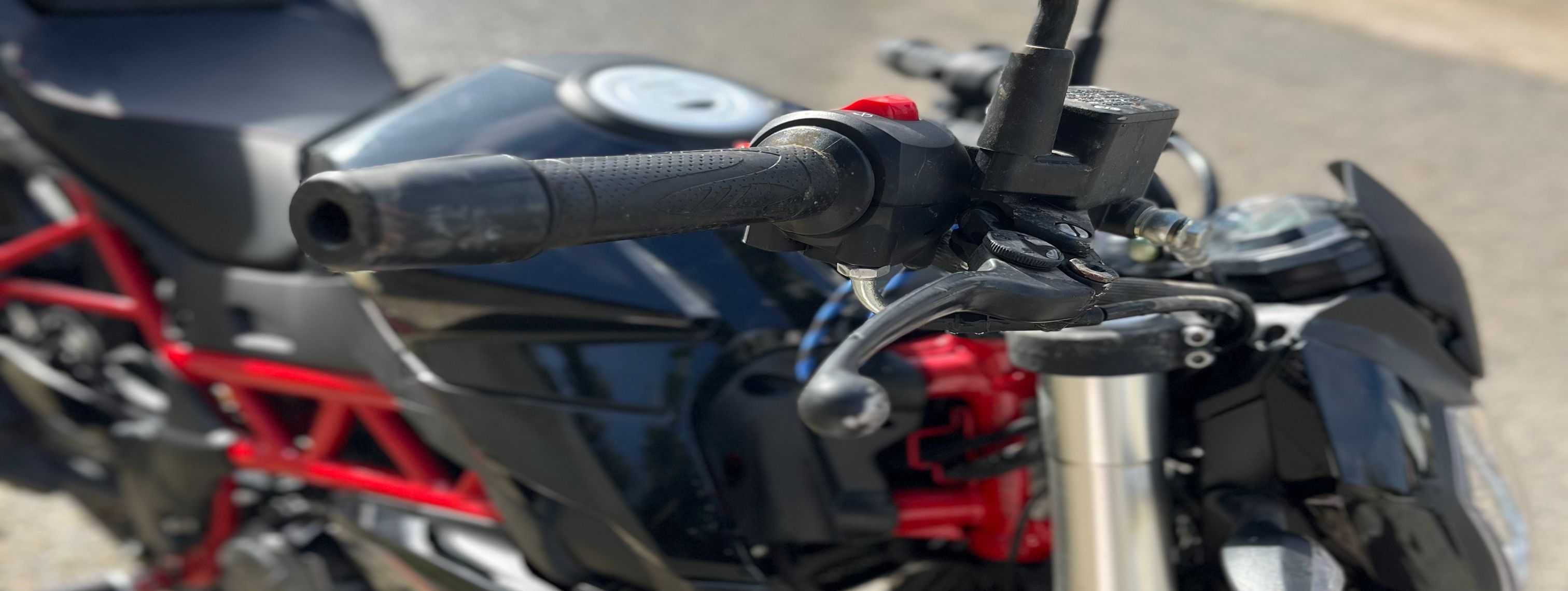 Benelli Bn 125cc - Semi-Usada