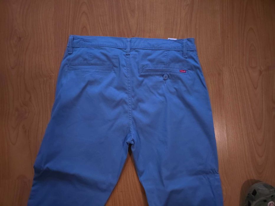 Levis chino standart III