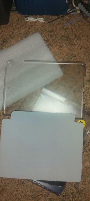 Etui na tablet 23 x 17 cm
