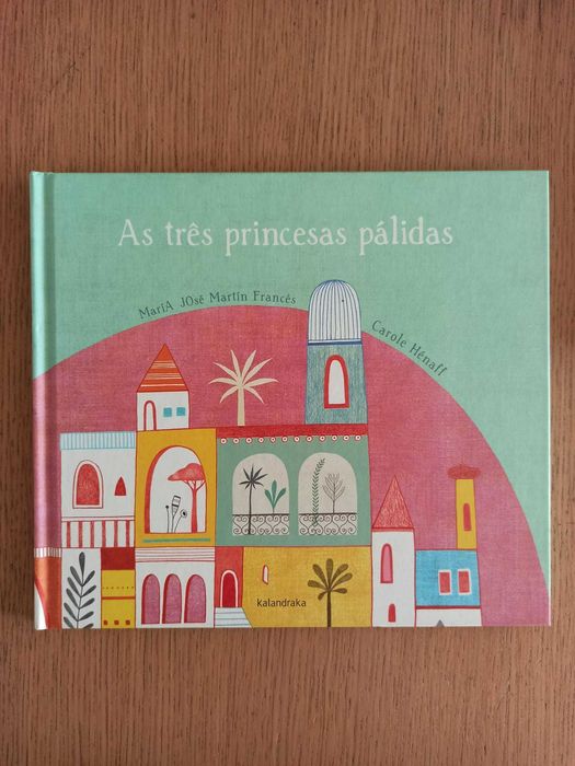 Livros Infantis - álbuns cartonados