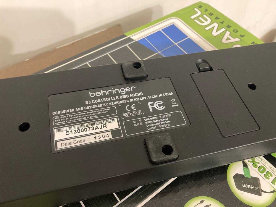 Dj контроллер Behringer CMD MICRO