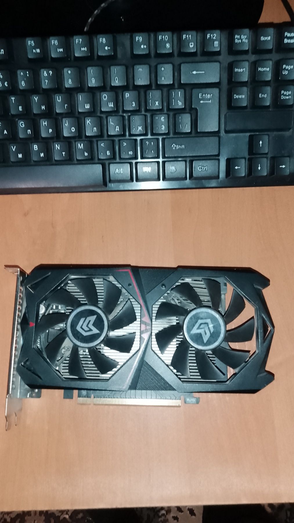 Видеокарта GTX 750 ti 2 gb