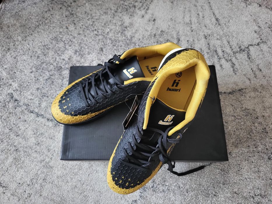 Halówki Huari. Nowe rozmiar 42.