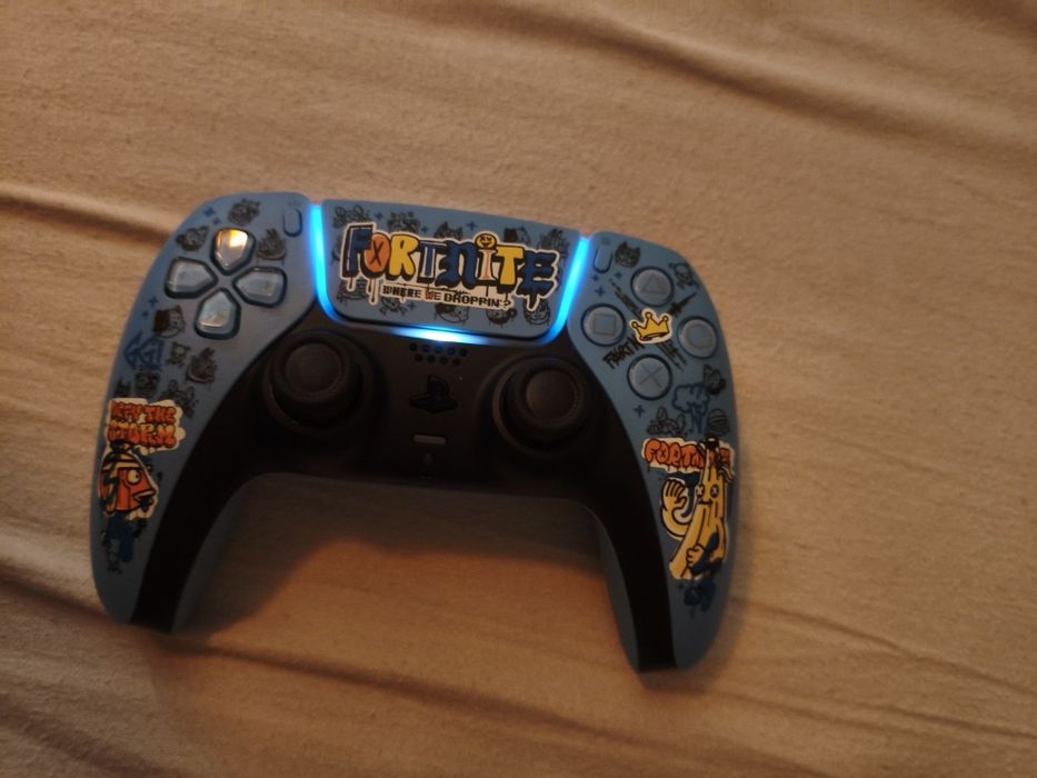 Pad Sony DualSense Edycja Limitowana FORTNITE do PS5 Bezprzewodowy