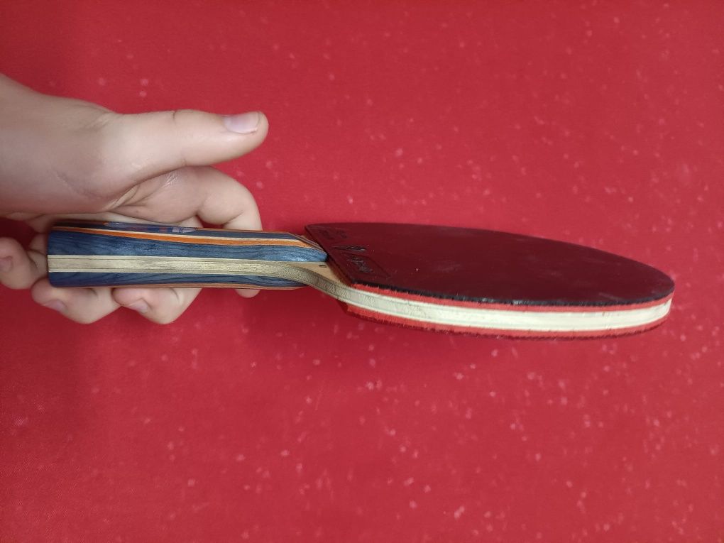 Raquete de tênis de mesa como nova