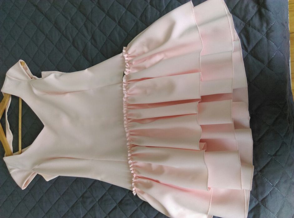 Sukienka rozm 36 5 sztuk