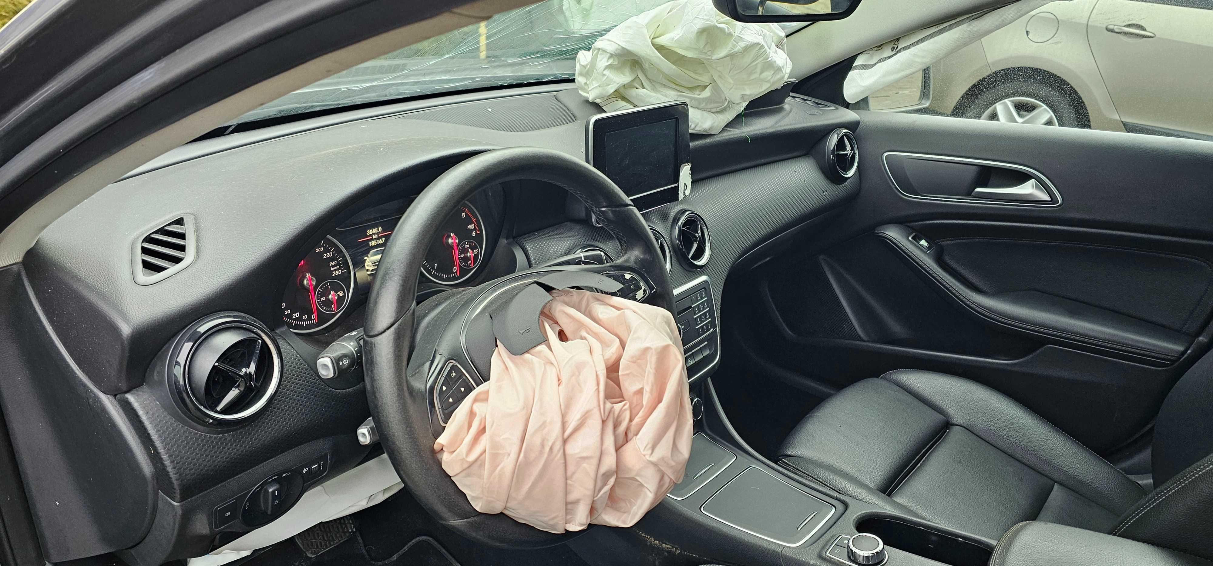 Mercedes A-Klasa W176 1.5 D 90 KM Automat Klima Navi